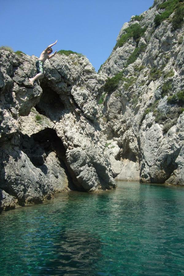 Archontiko Kourkoulos Makrádes Dış mekan fotoğraf